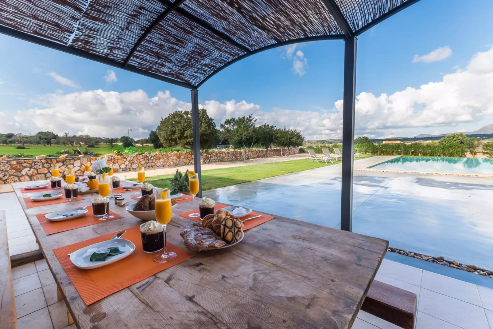 Pleta 8 PAX-Terrasse
