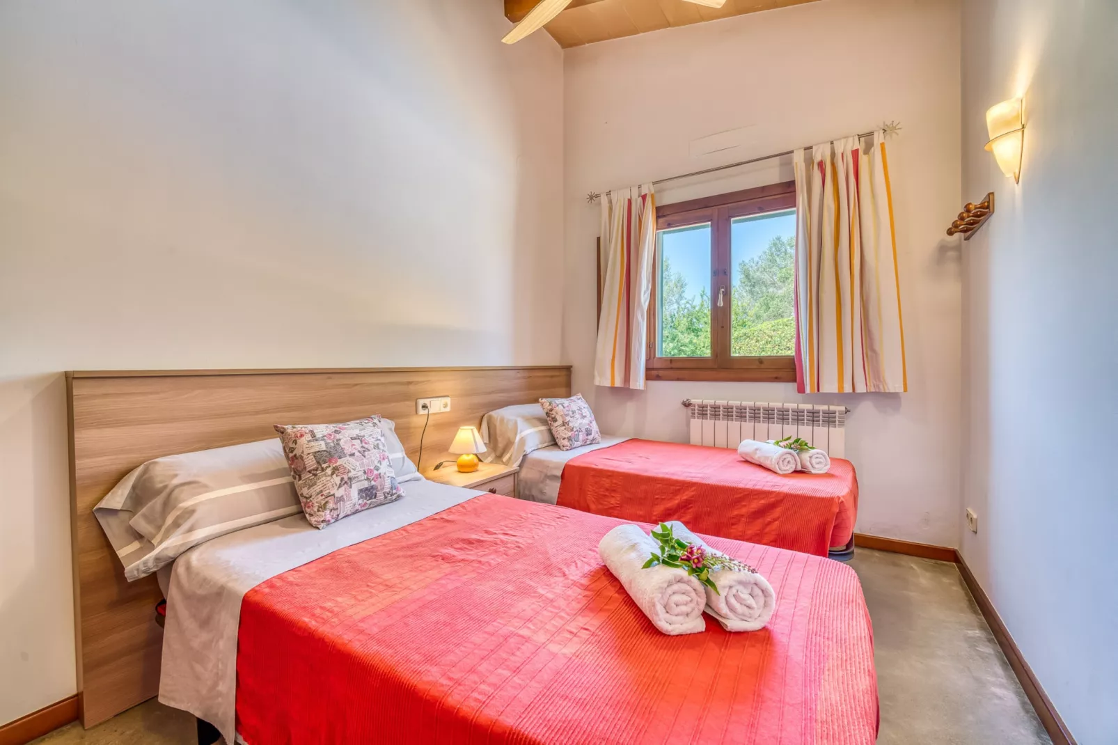 Son Frau-Bedroom
