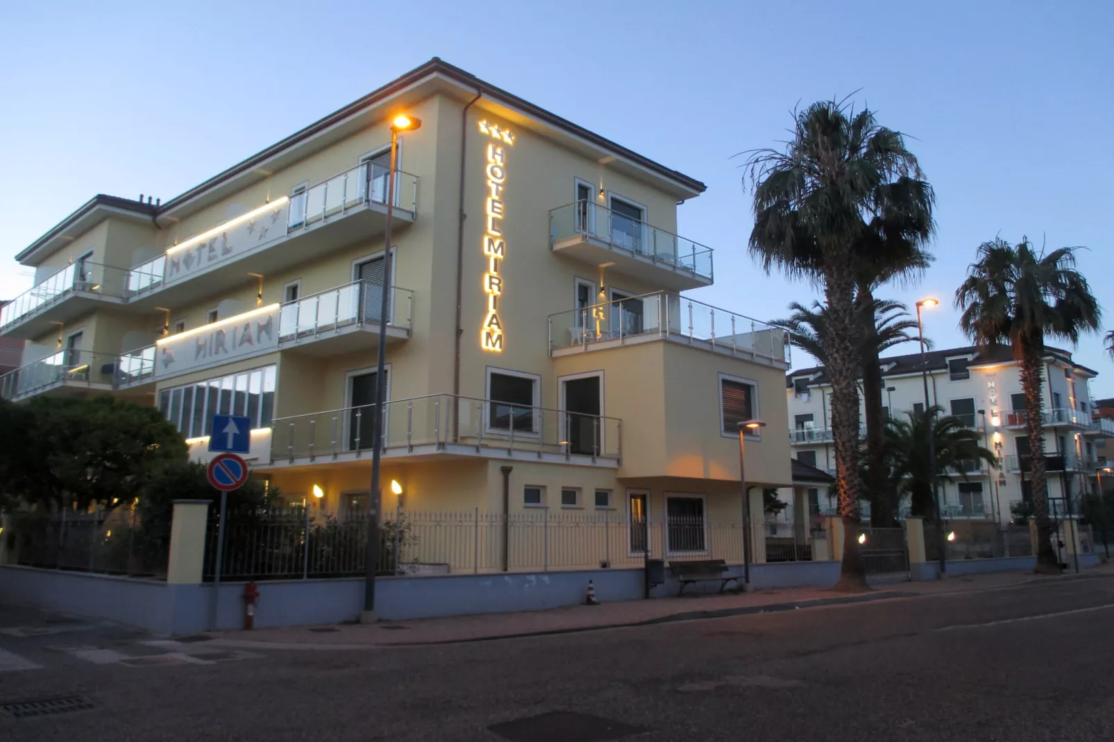 Residence Miriam - APARTMENT TWO BEDROOMS-Exterior summer