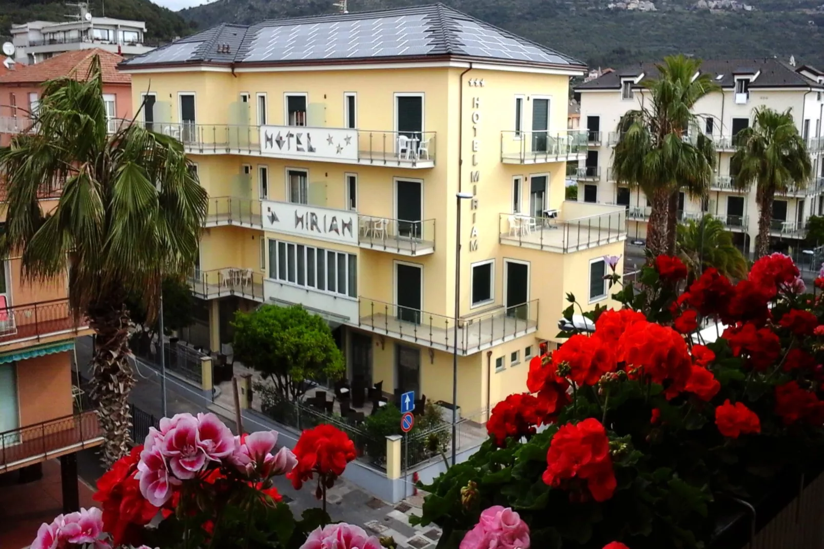 Residence Miriam - APARTMENT TWO BEDROOMS-Exterior summer