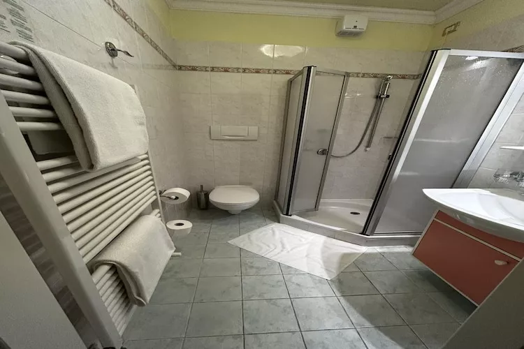 Residence Piccola Italia Tremosine - BEV2A-Bathroom