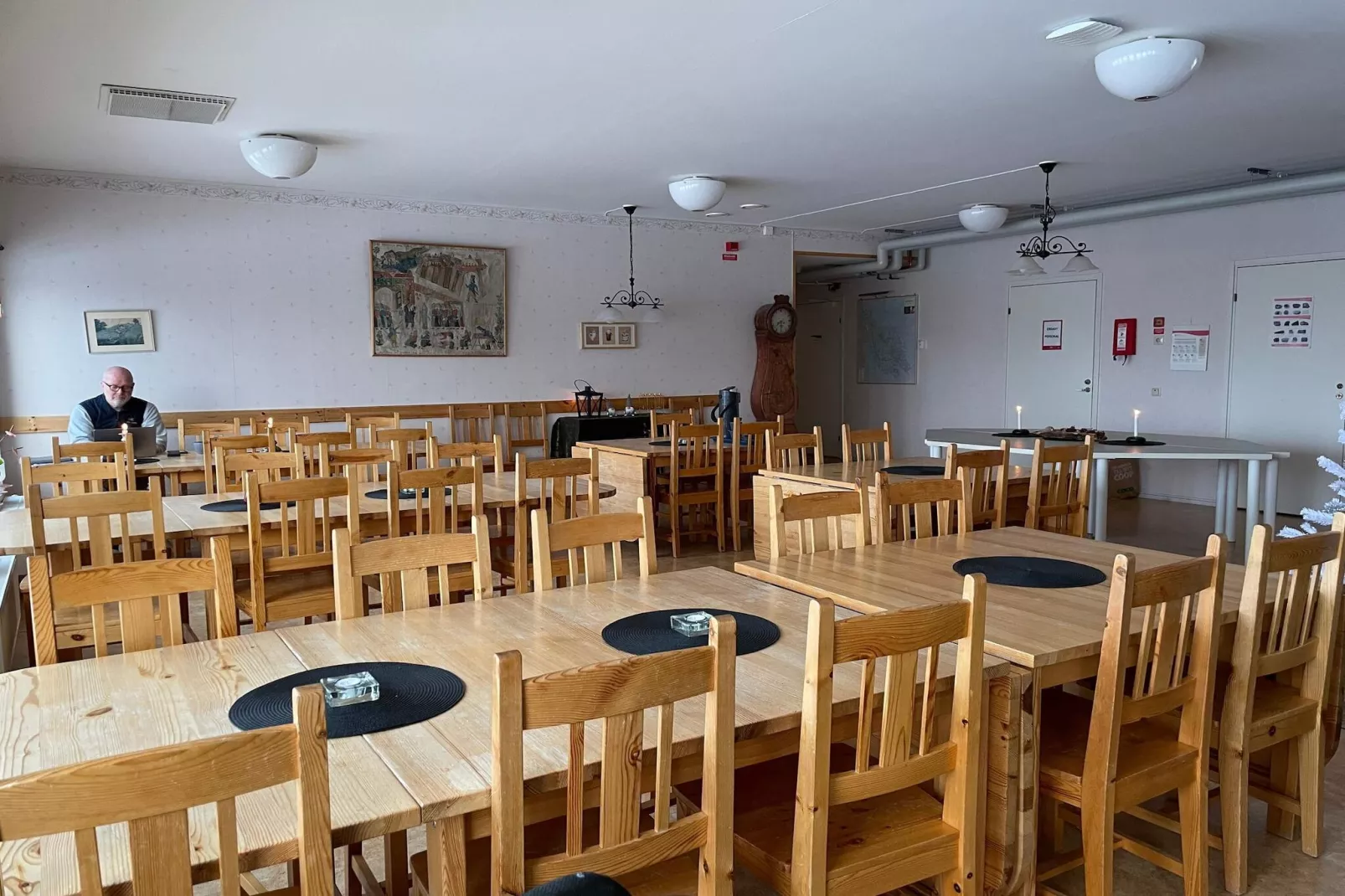 Tvåbäddsrum-delat badrum-husdjursvänligt-Indoor