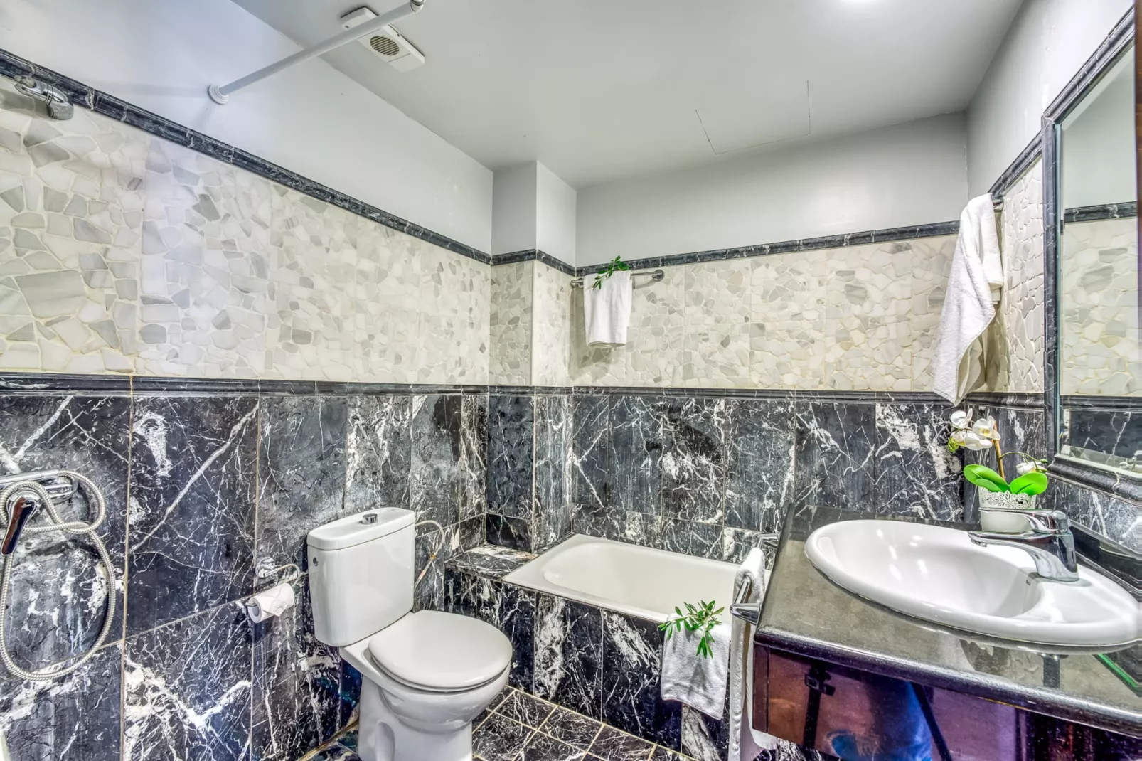 Sa Pleta-Bathroom