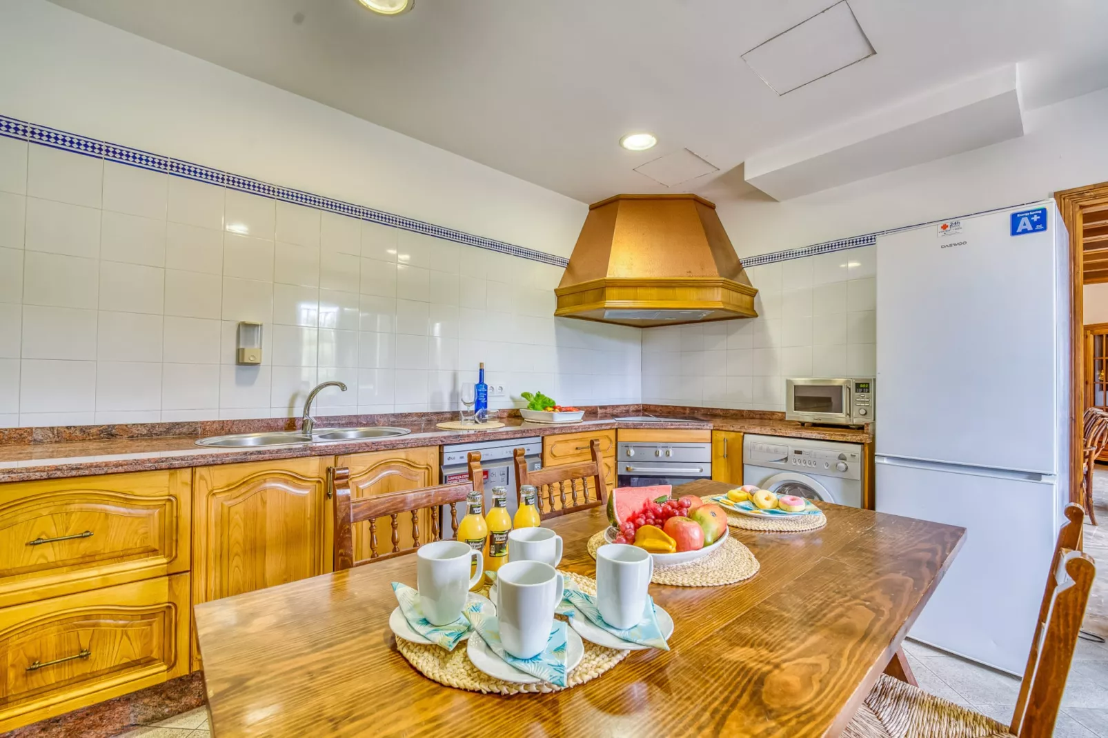 Son Perxa-Kitchen