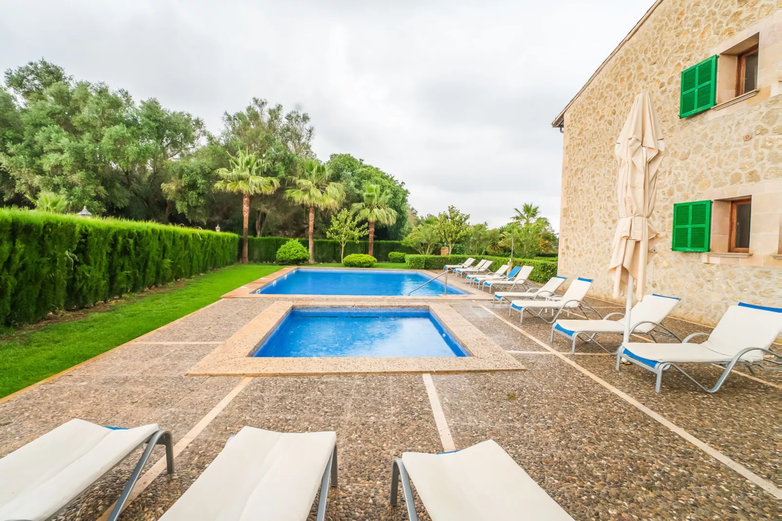 El Palmeral-Pool