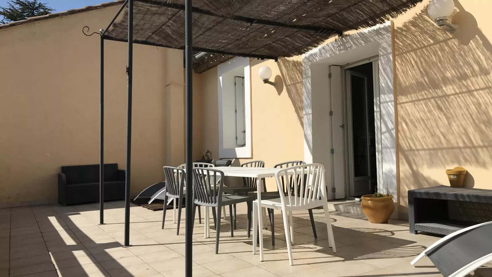 Maison de vacances Olonzac-Terrace balcony