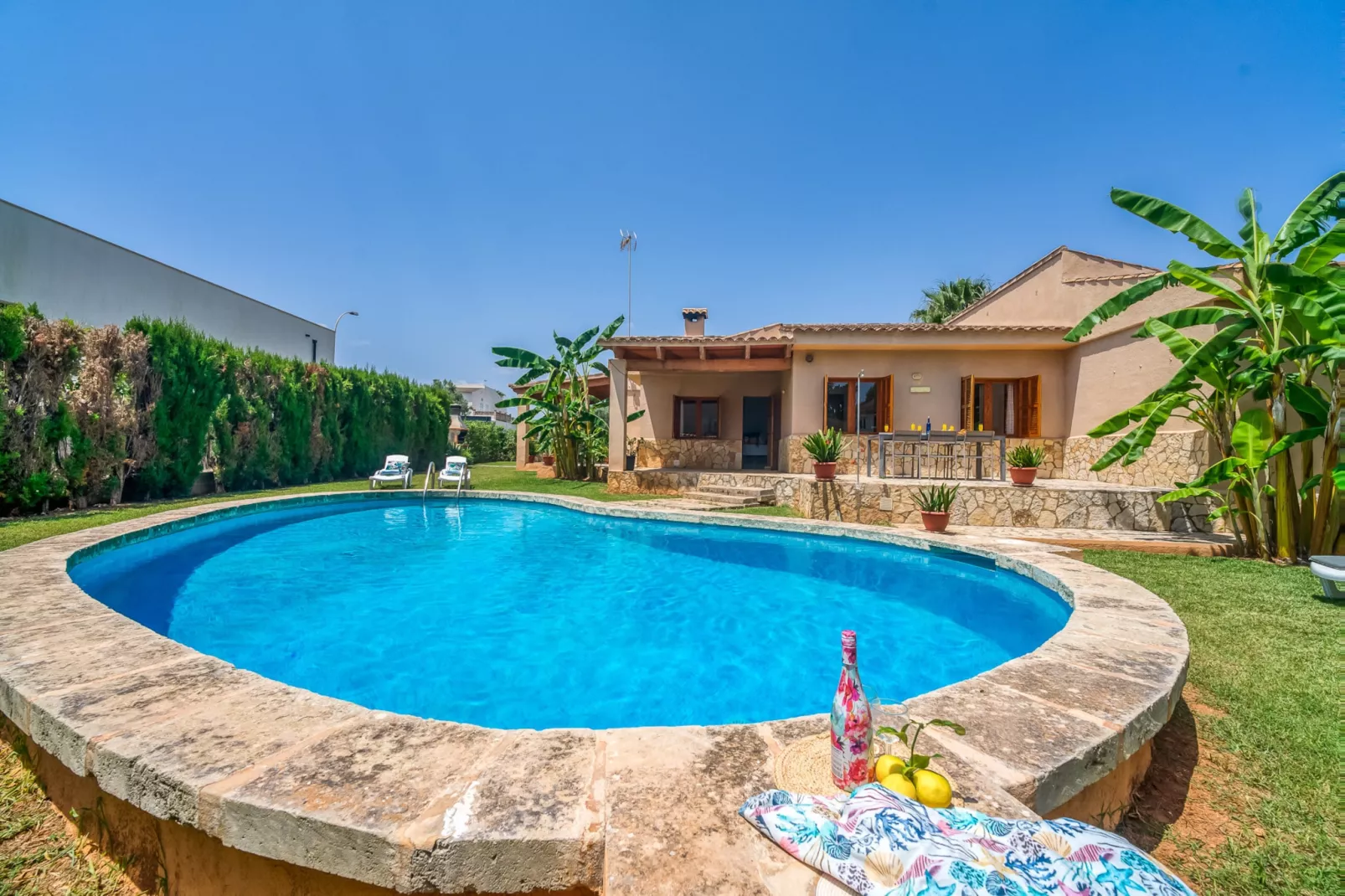 Rosas 28-Exterior summer