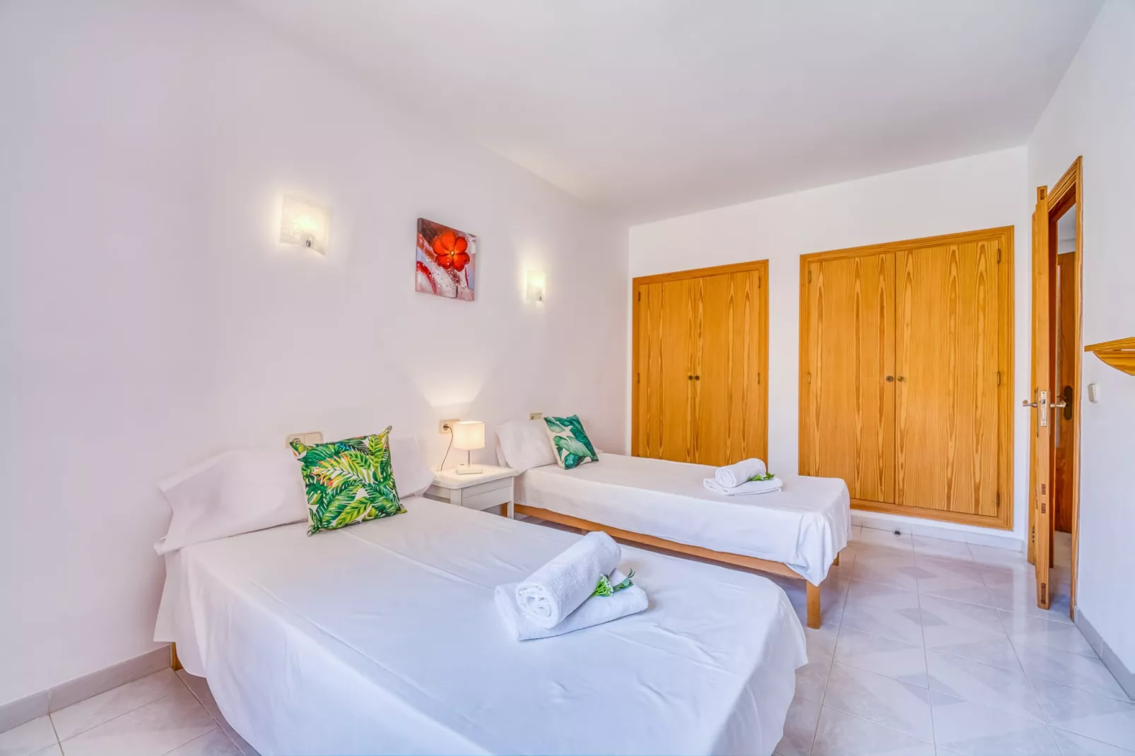 Rosas 28-Bedroom