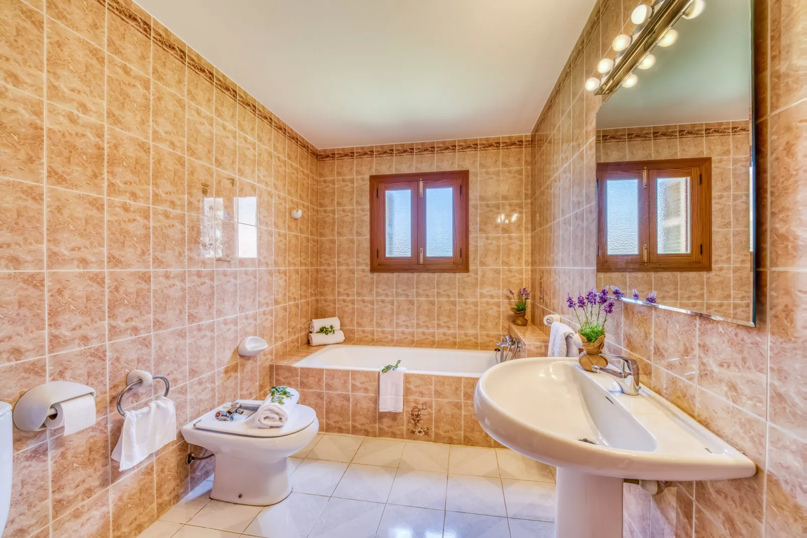 Rosas 28-Bathroom