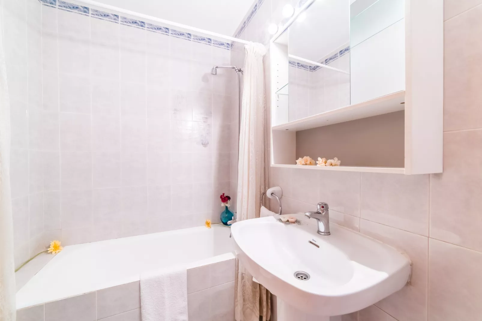 Rosas 28-Bathroom