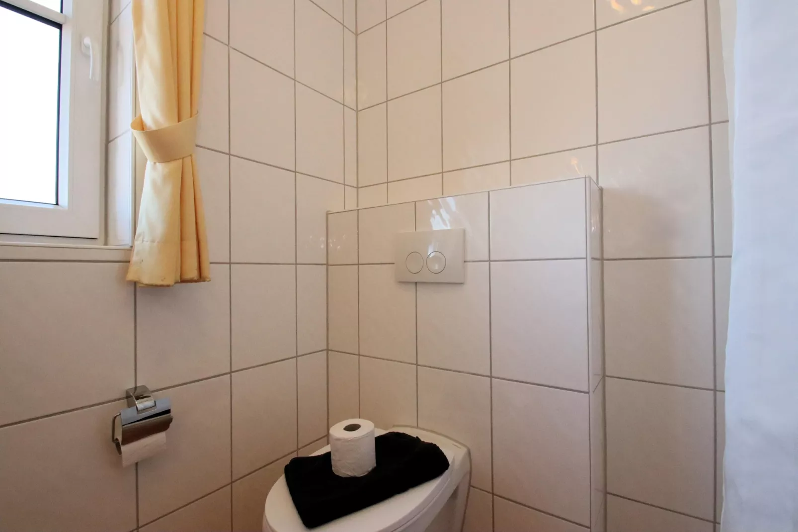 Korsar II-Bathroom