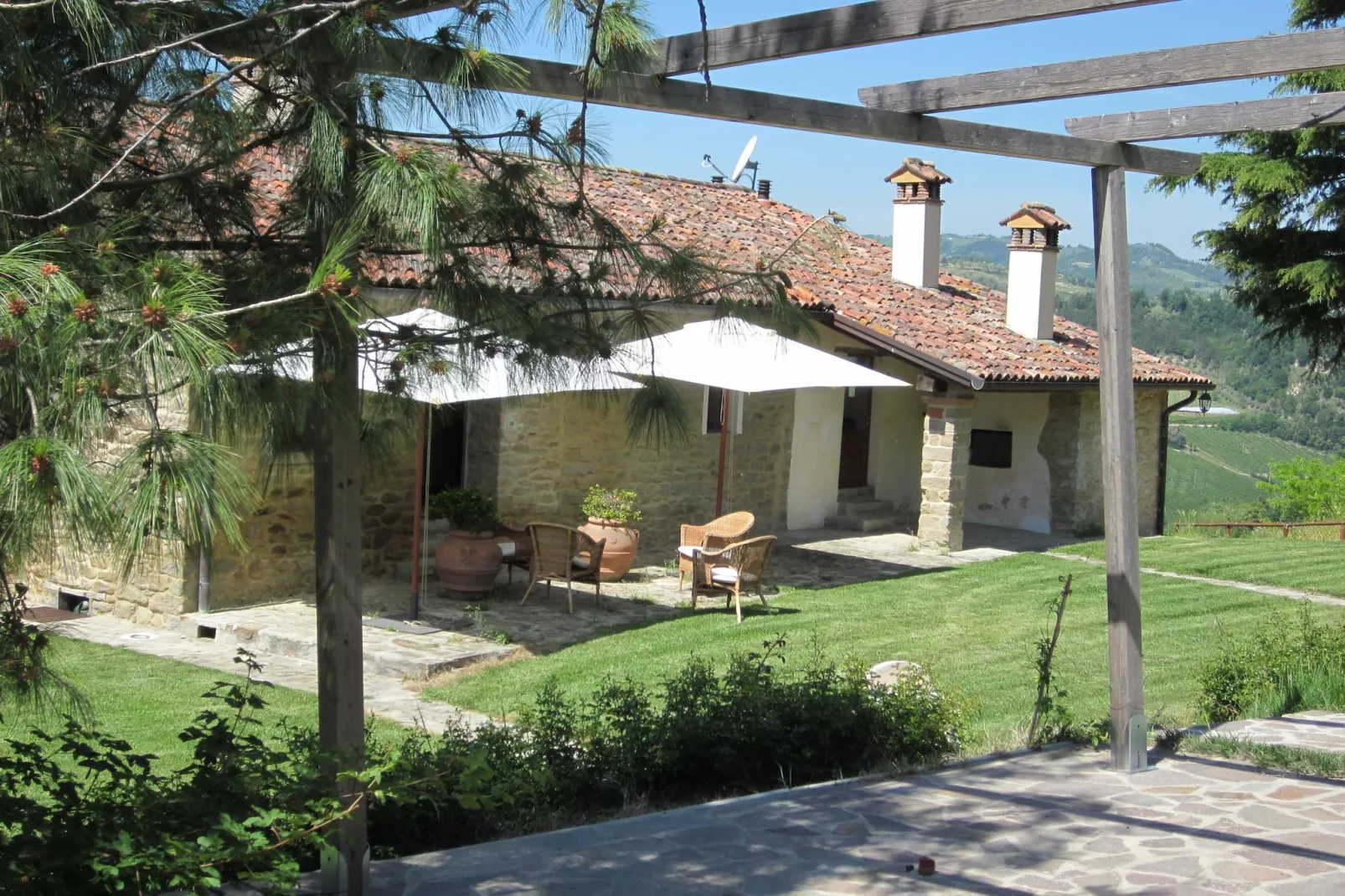 Villa intera-Exterior summer