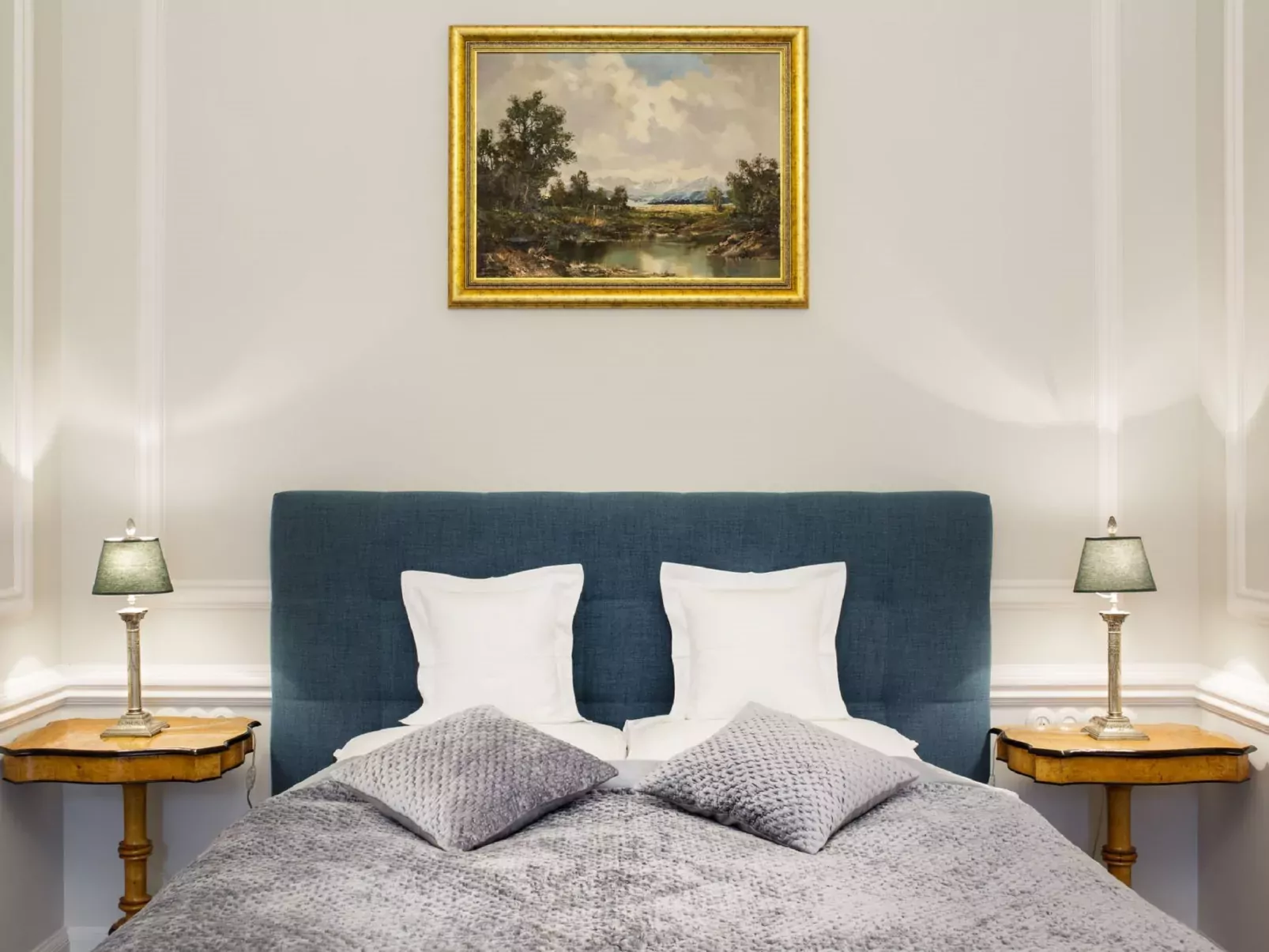 Manowce Palace-Inside