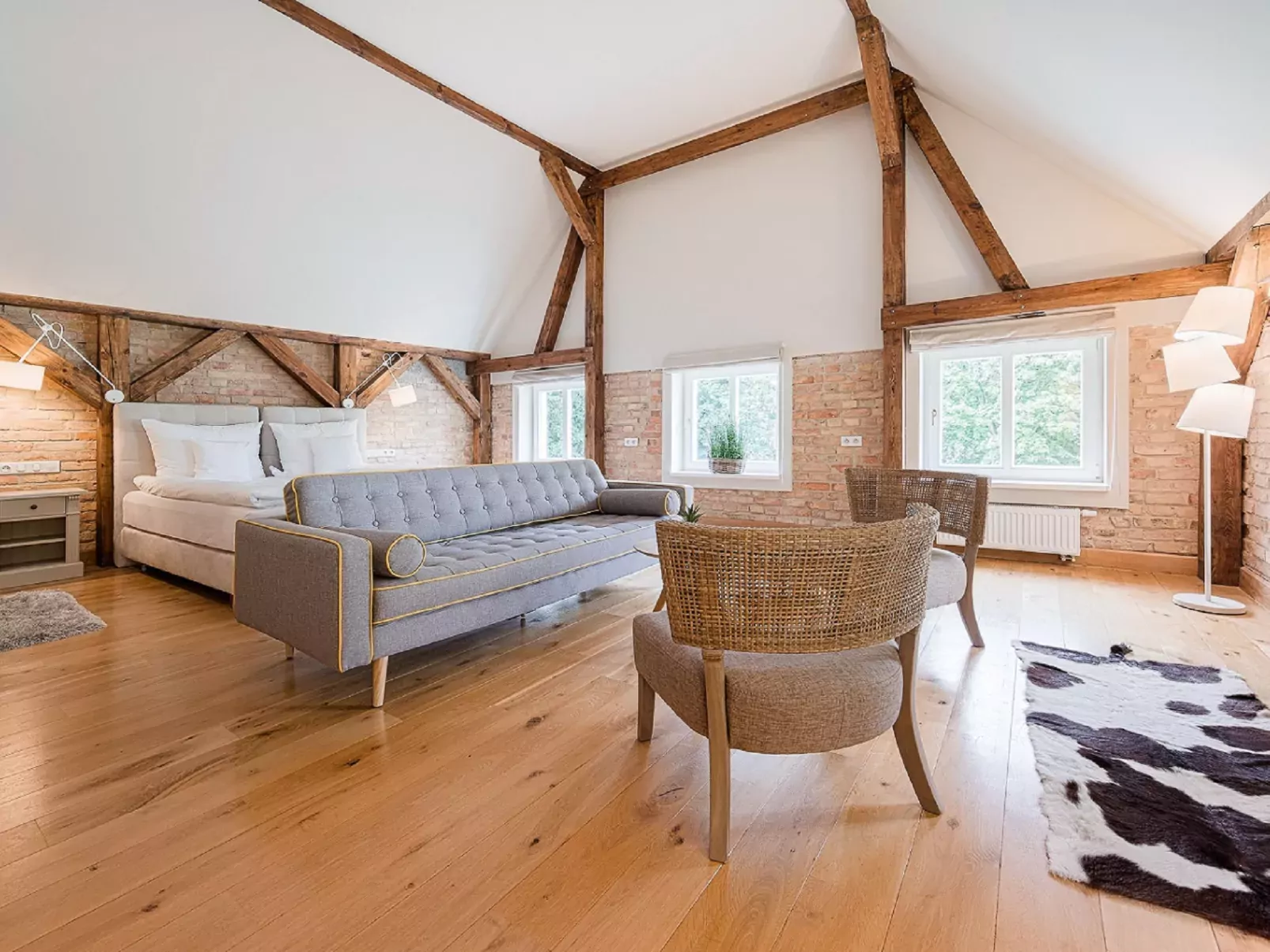 Manowce Palace-Inside