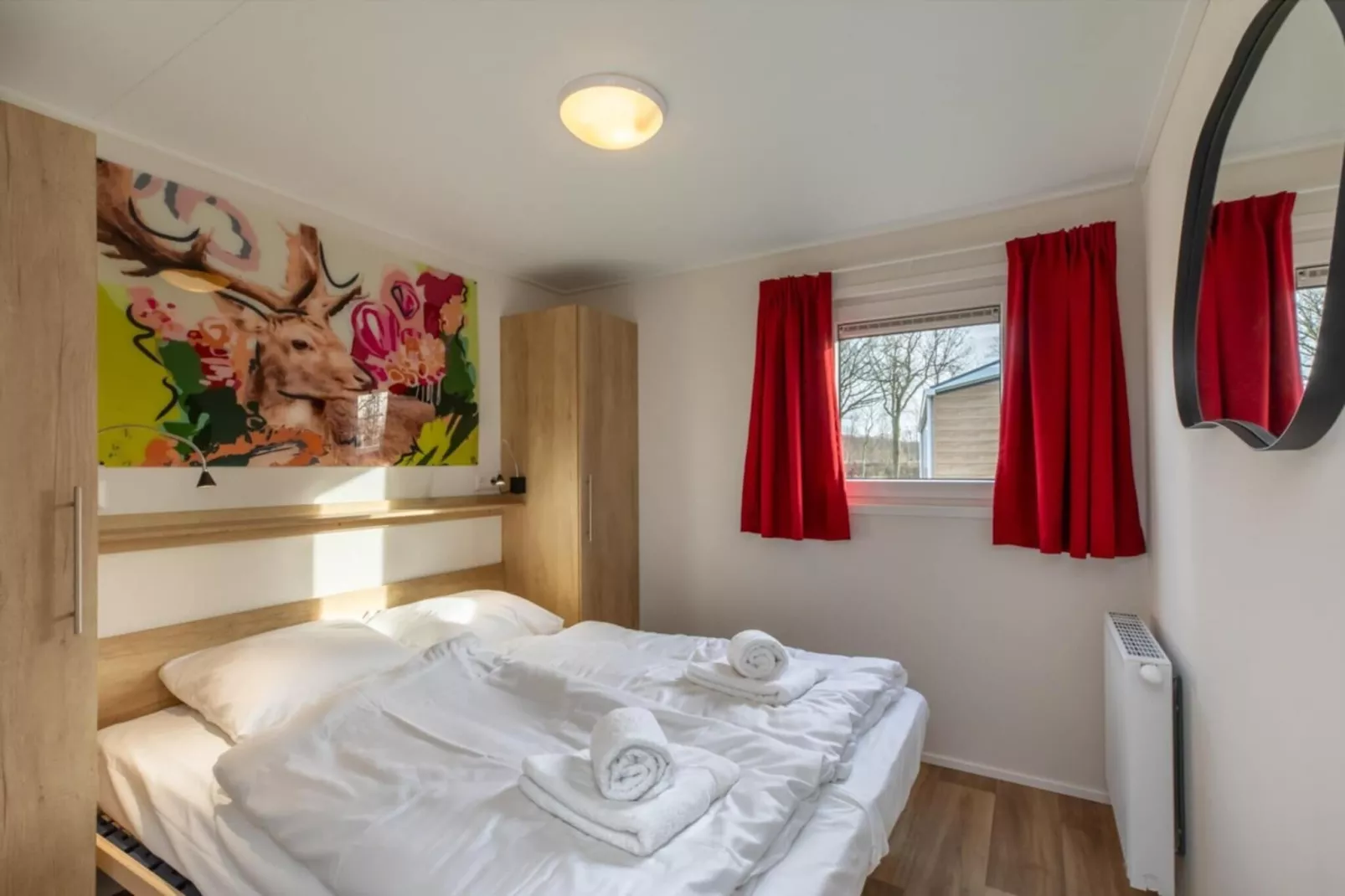 Chalet - Camping de Duinhoeve 'Bosdier'-Bedroom