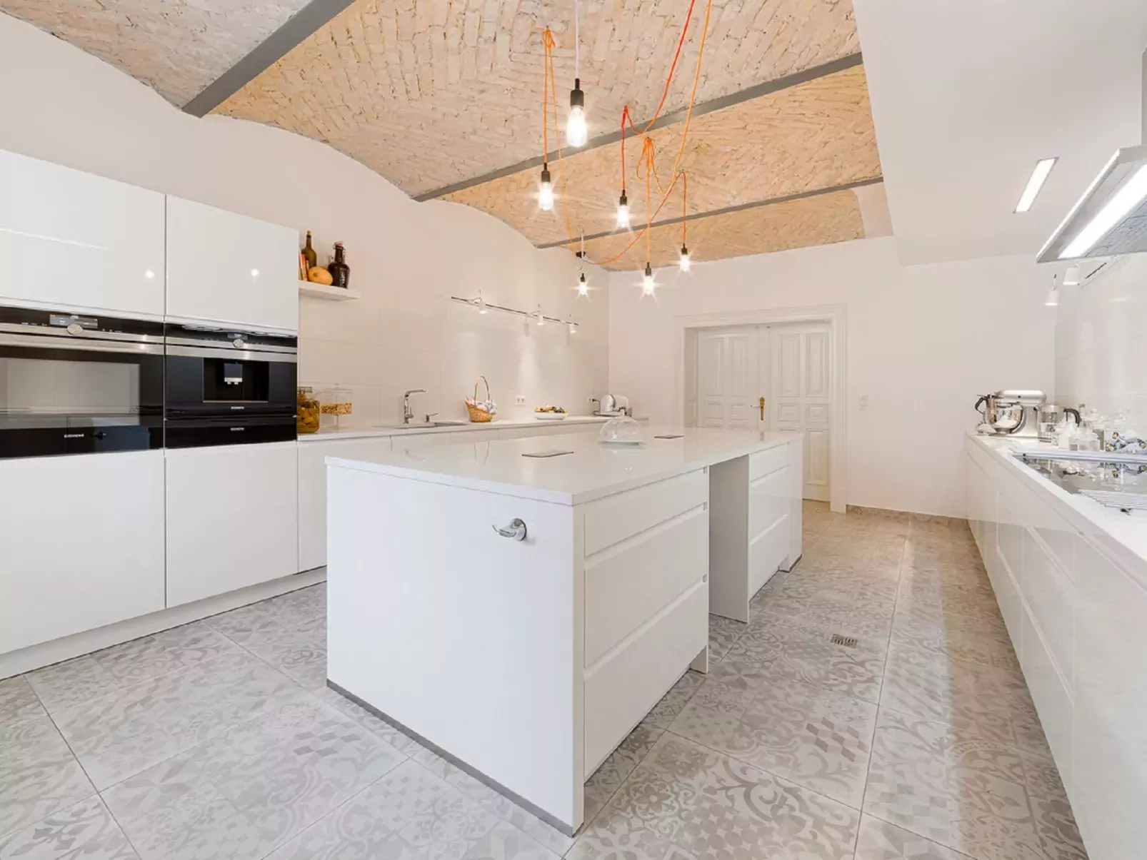 Manowce Palace-Inside