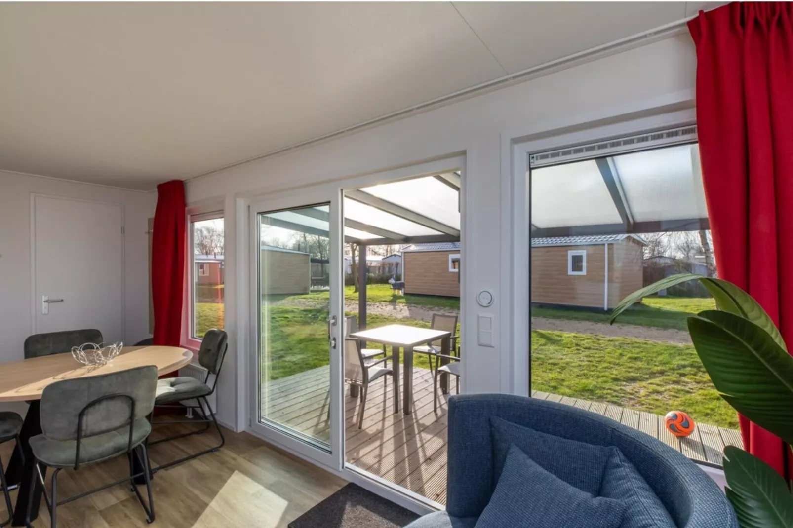 Chalet - Camping de Duinhoeve 'Bosdier'-Living room