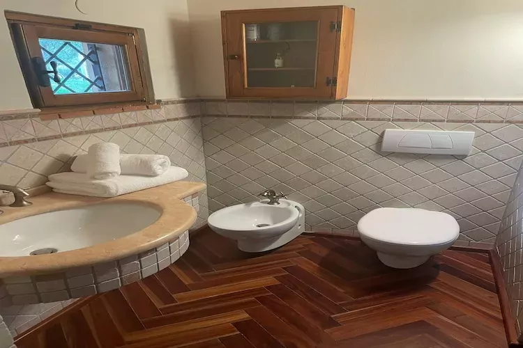 Tenuta del Serra-Badezimmer