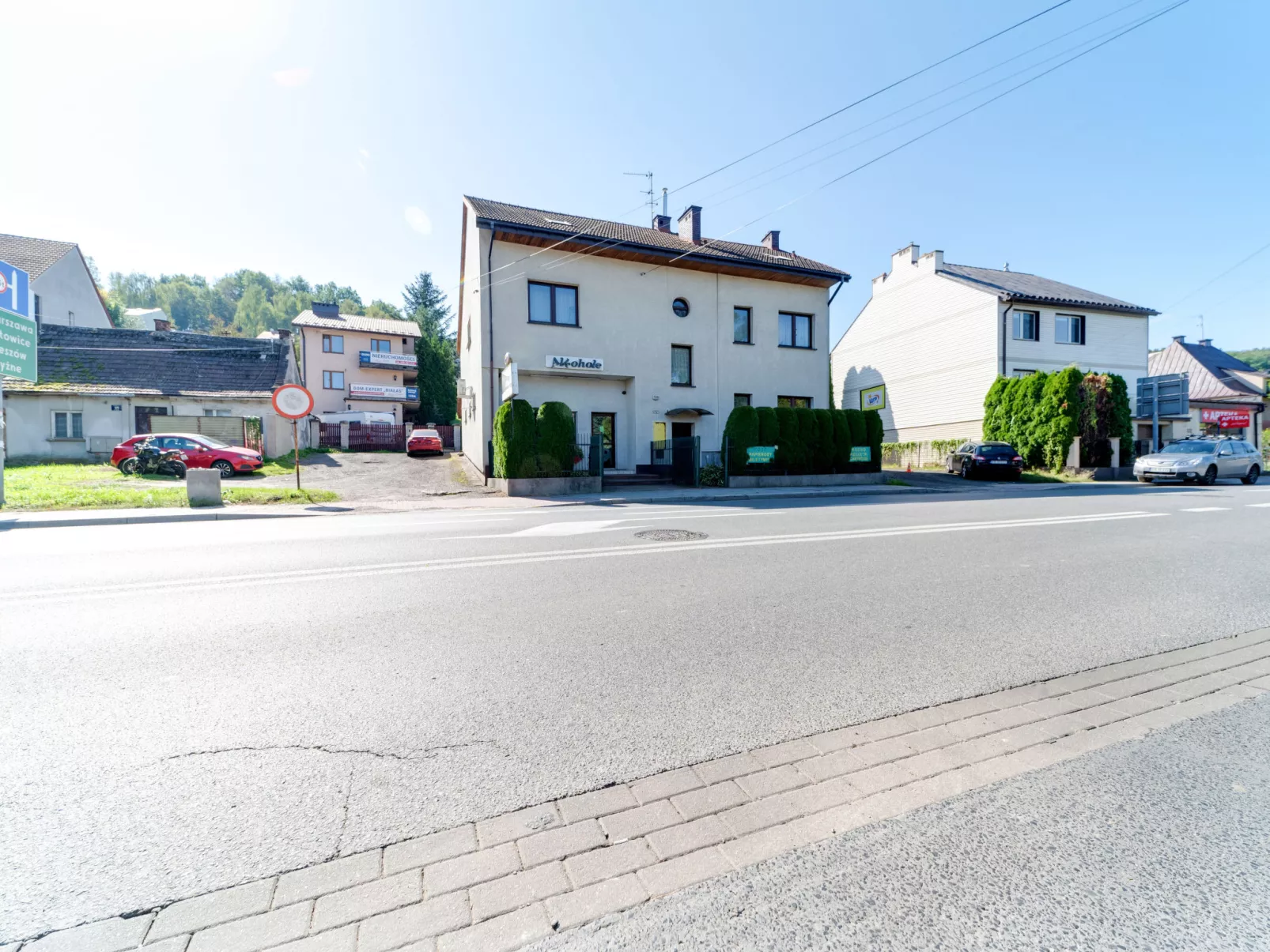 Królowej Jadwigi-Outside