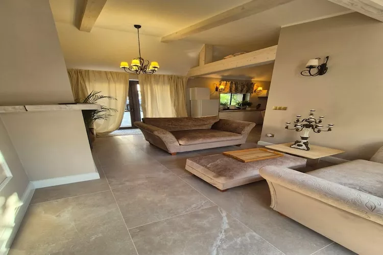 Dom wakacyjny z sauną i jacuzzi dla 2 osób Lubin-Living room