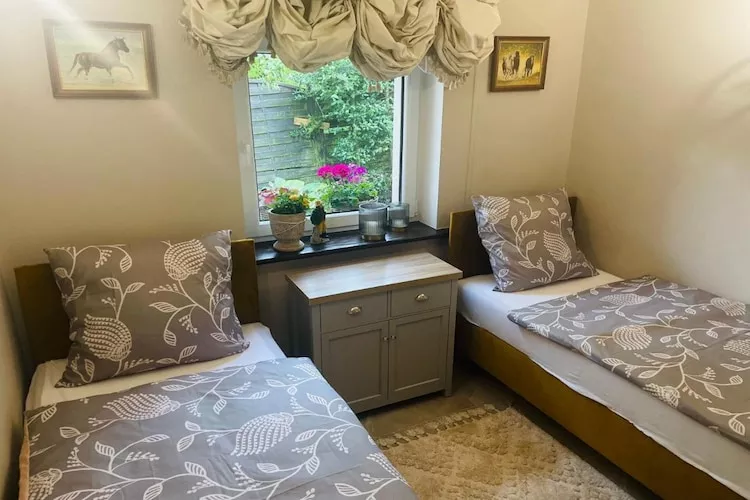 Dom wakacyjny z sauną i jacuzzi dla 2 osób Lubin-Bedroom