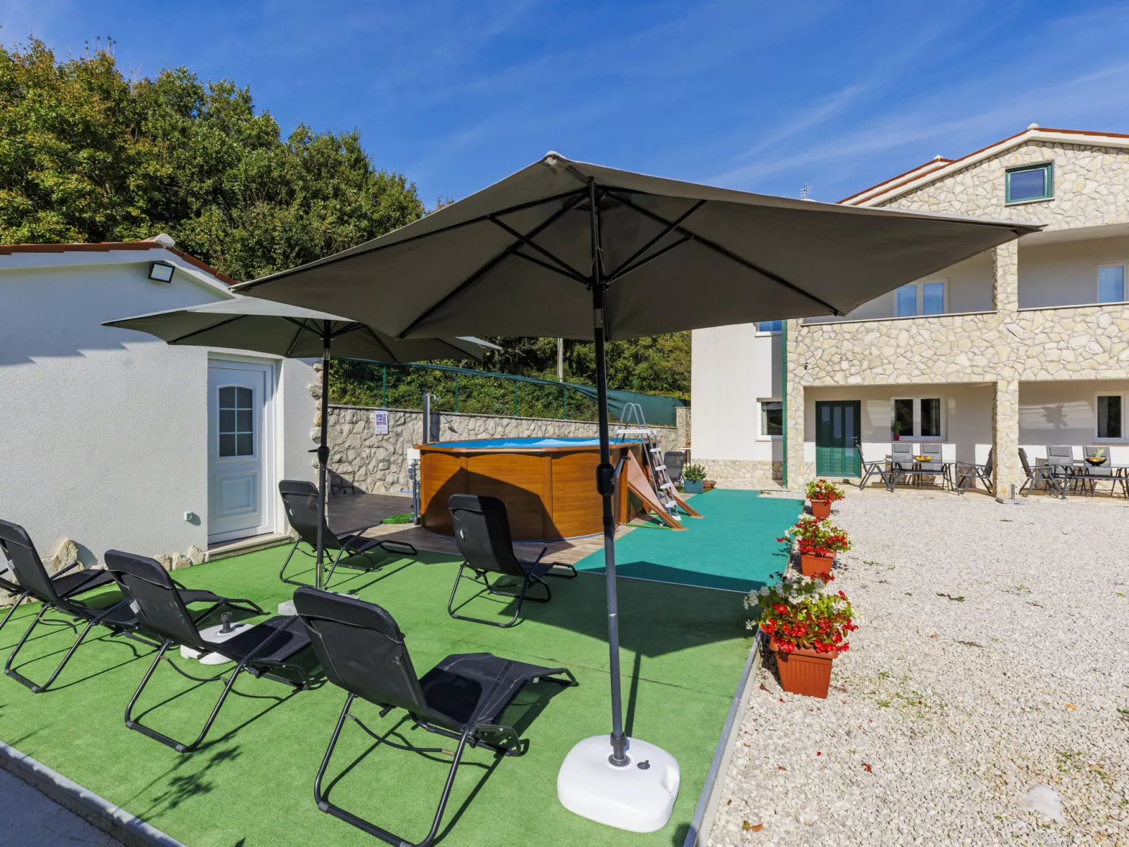 Villa Veronica-Outside