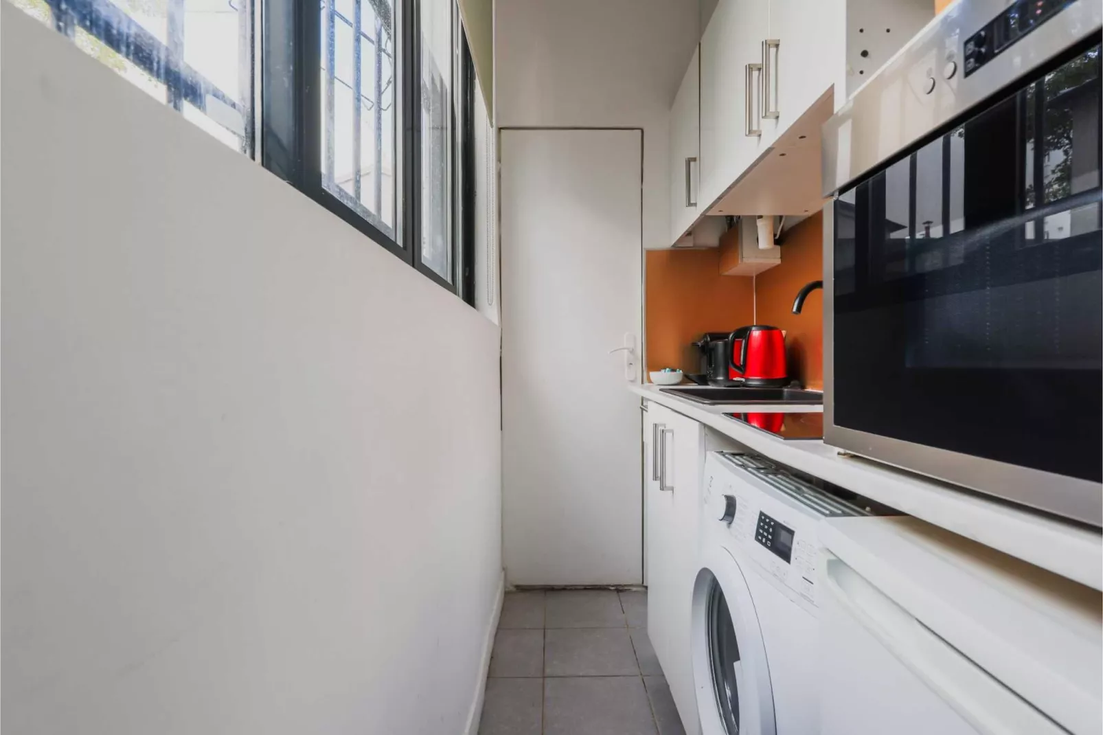 MB-118-BELLEVILLE-0G-Kitchen