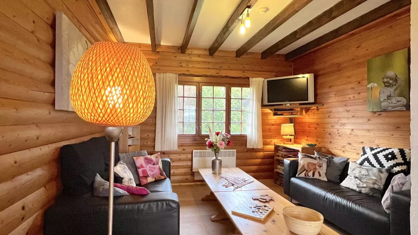 La Pomme de Pin-Living room