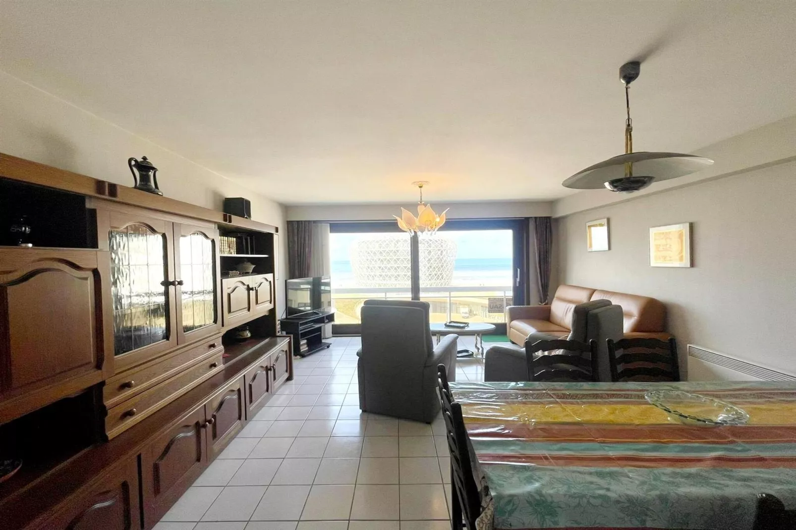 EPERNAY 10702/ 7A-Esszimmer