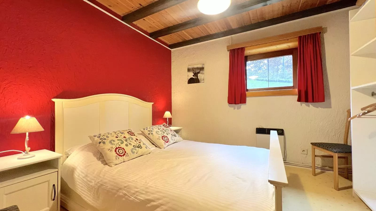 La Pomme de Pin-Bedroom
