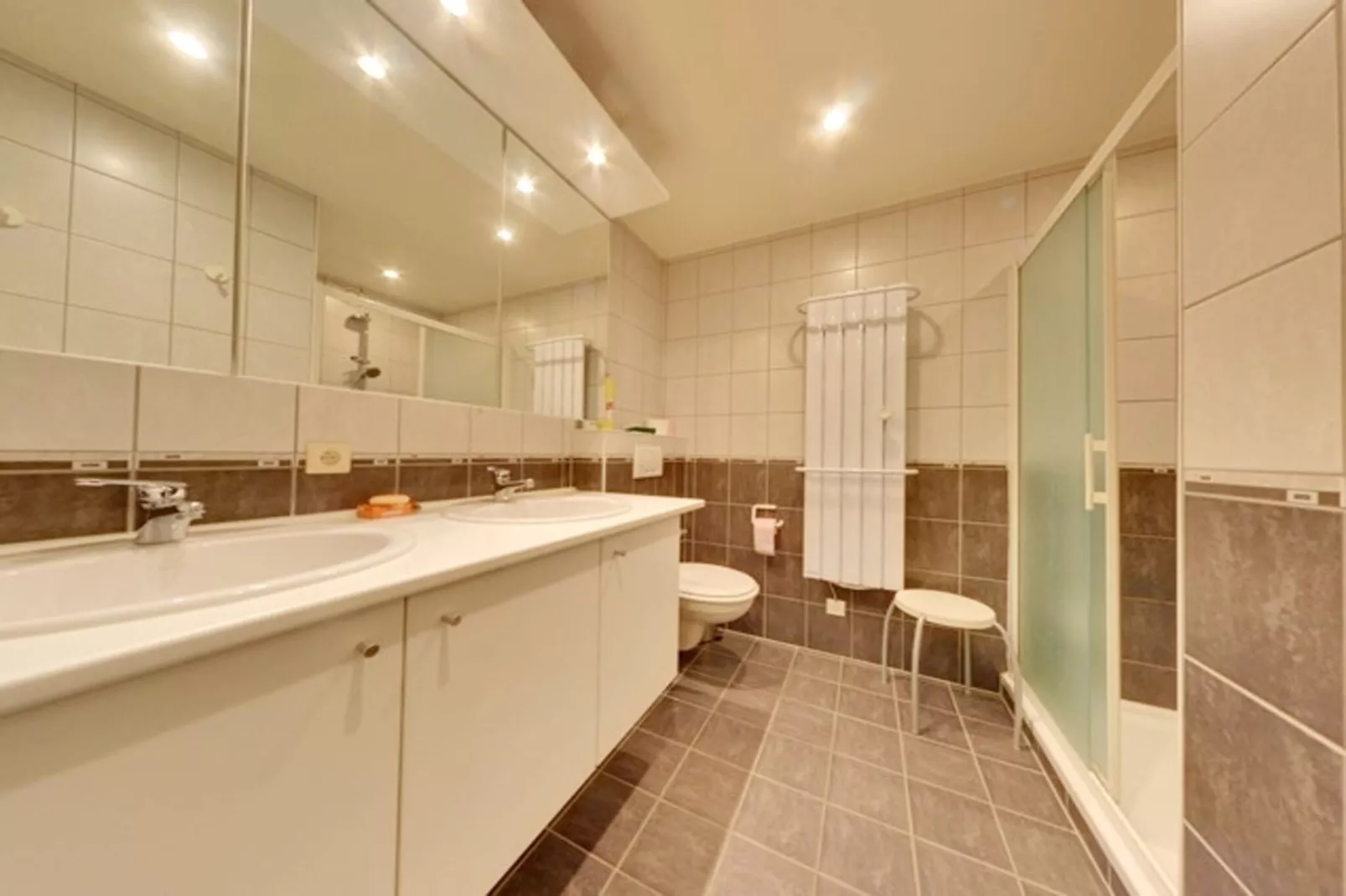VIKING06 20803/ 8G-Bathroom