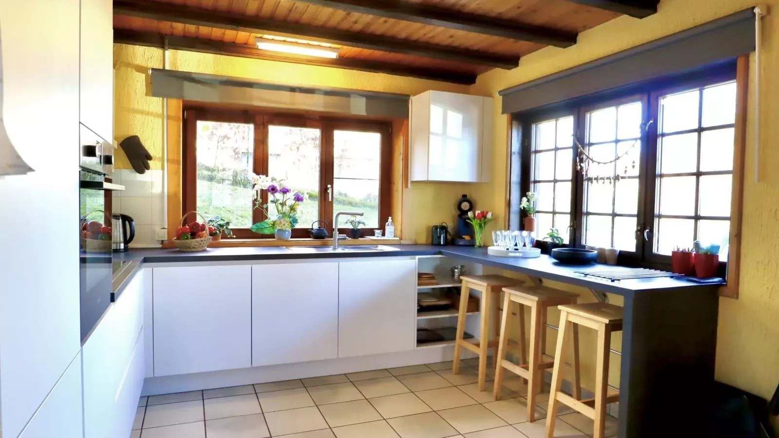 La Pomme de Pin-Kitchen