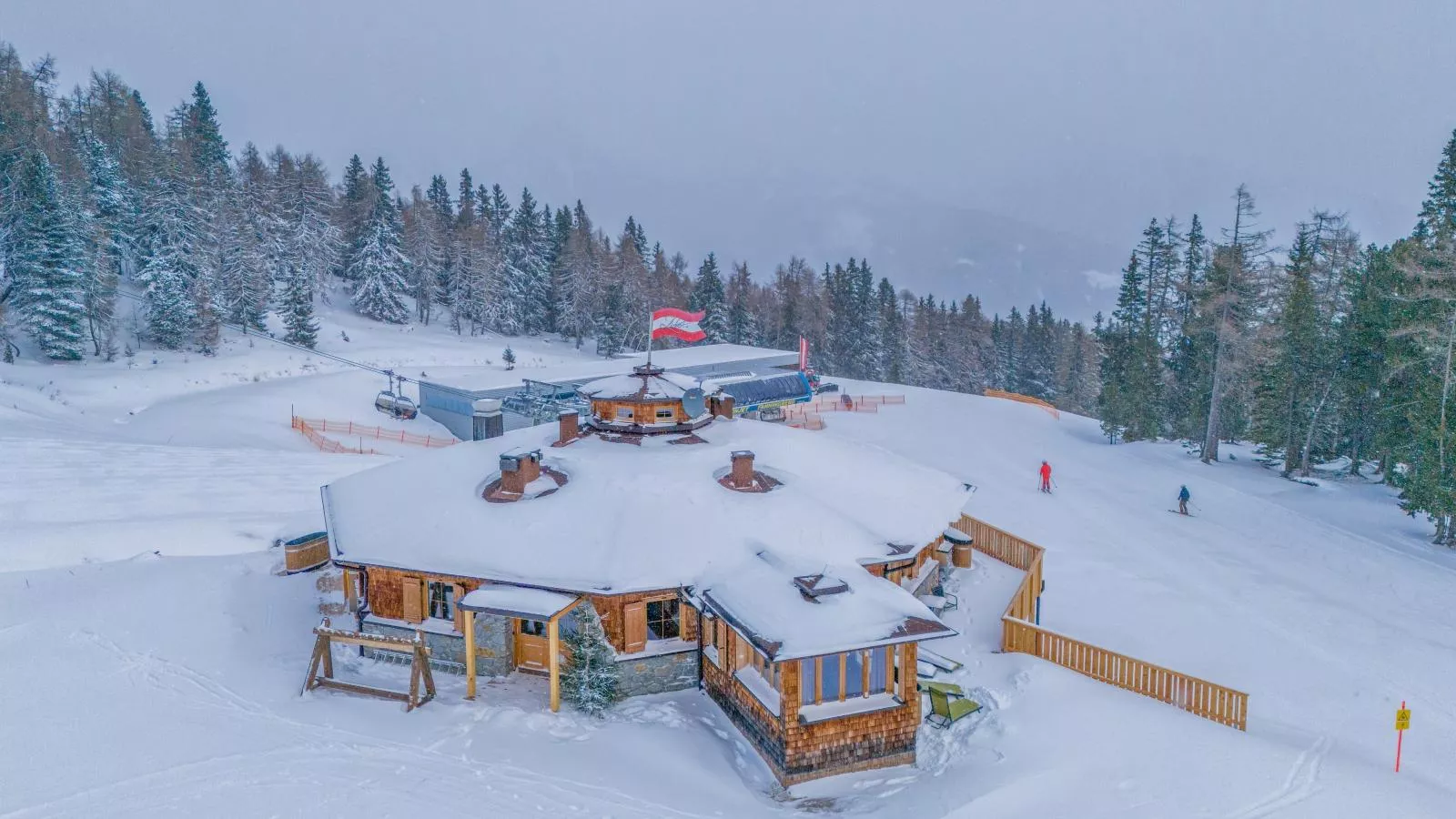 Deluxe Zirberl Top 1-Exterior winter