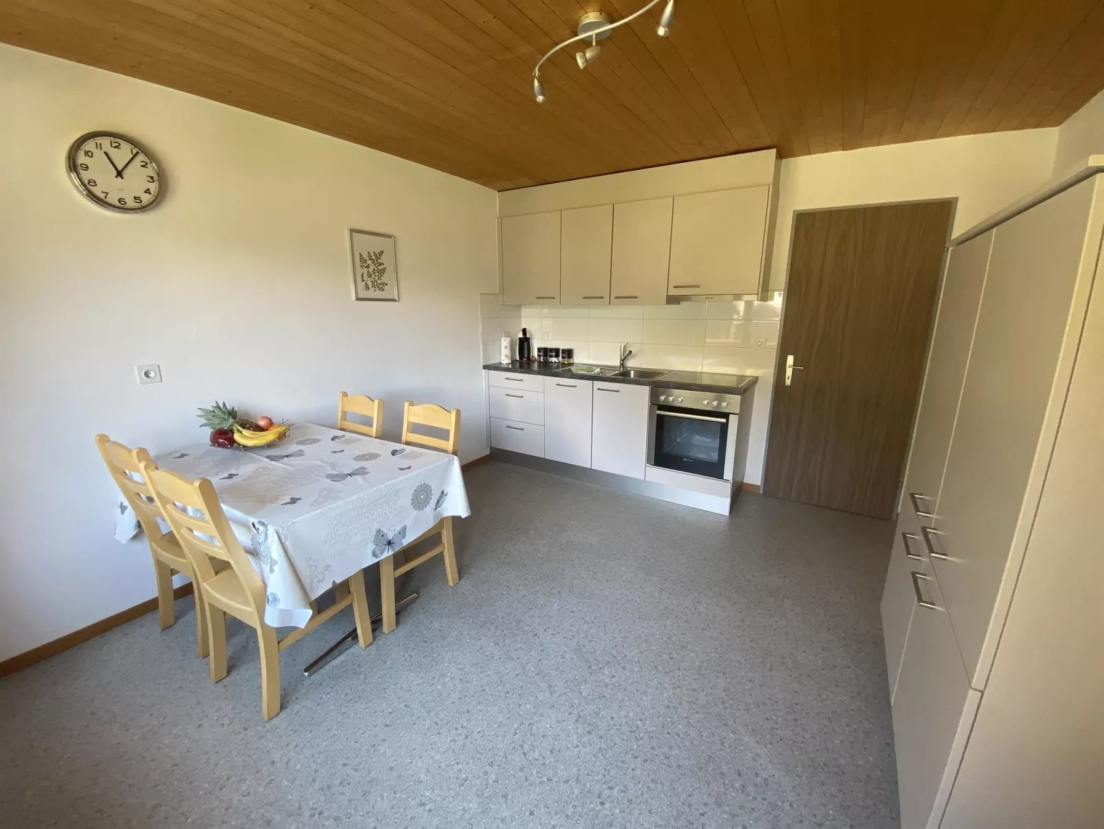 Apartments Carmena-Inside