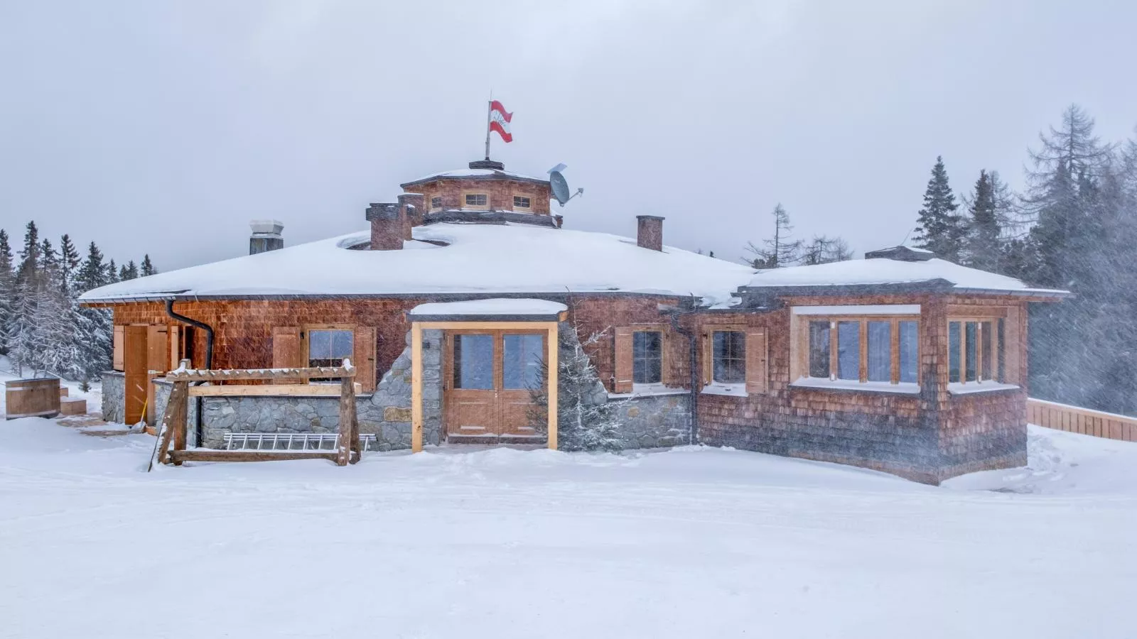 Deluxe Zirberl Top 1-Exterior winter