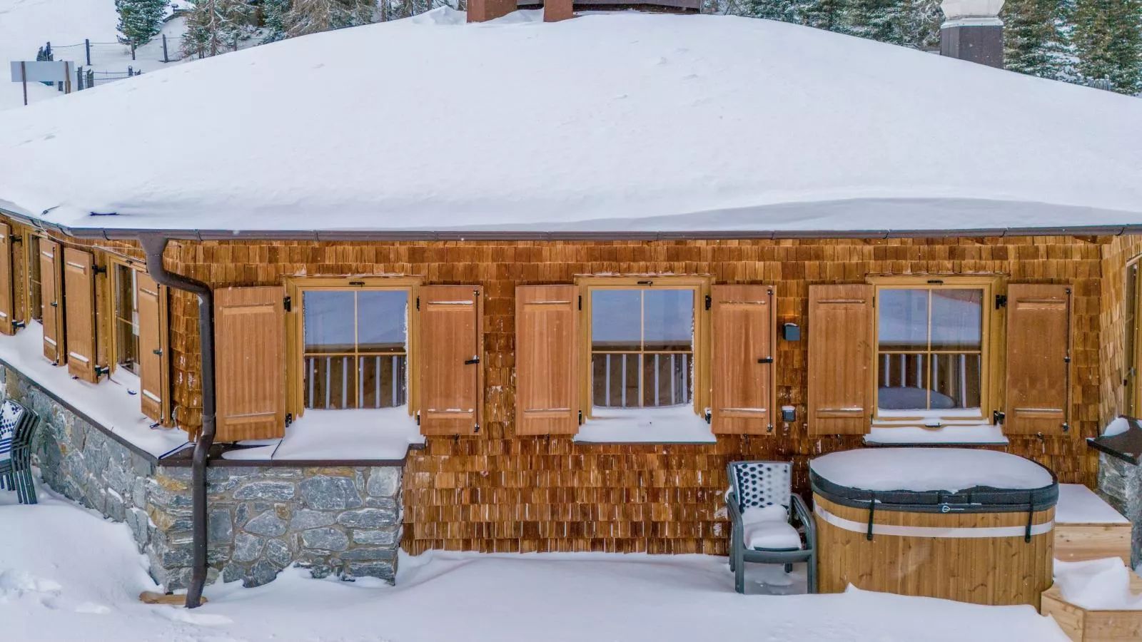 Deluxe Zirberl Top 1-Exterior winter