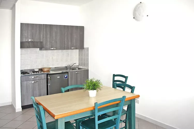 Ferienanlage La Cecinella Villaggio Turistico Cecina Mare Typ Bilo E -Villette-piano terra- CORBEZZOLO-Kitchen