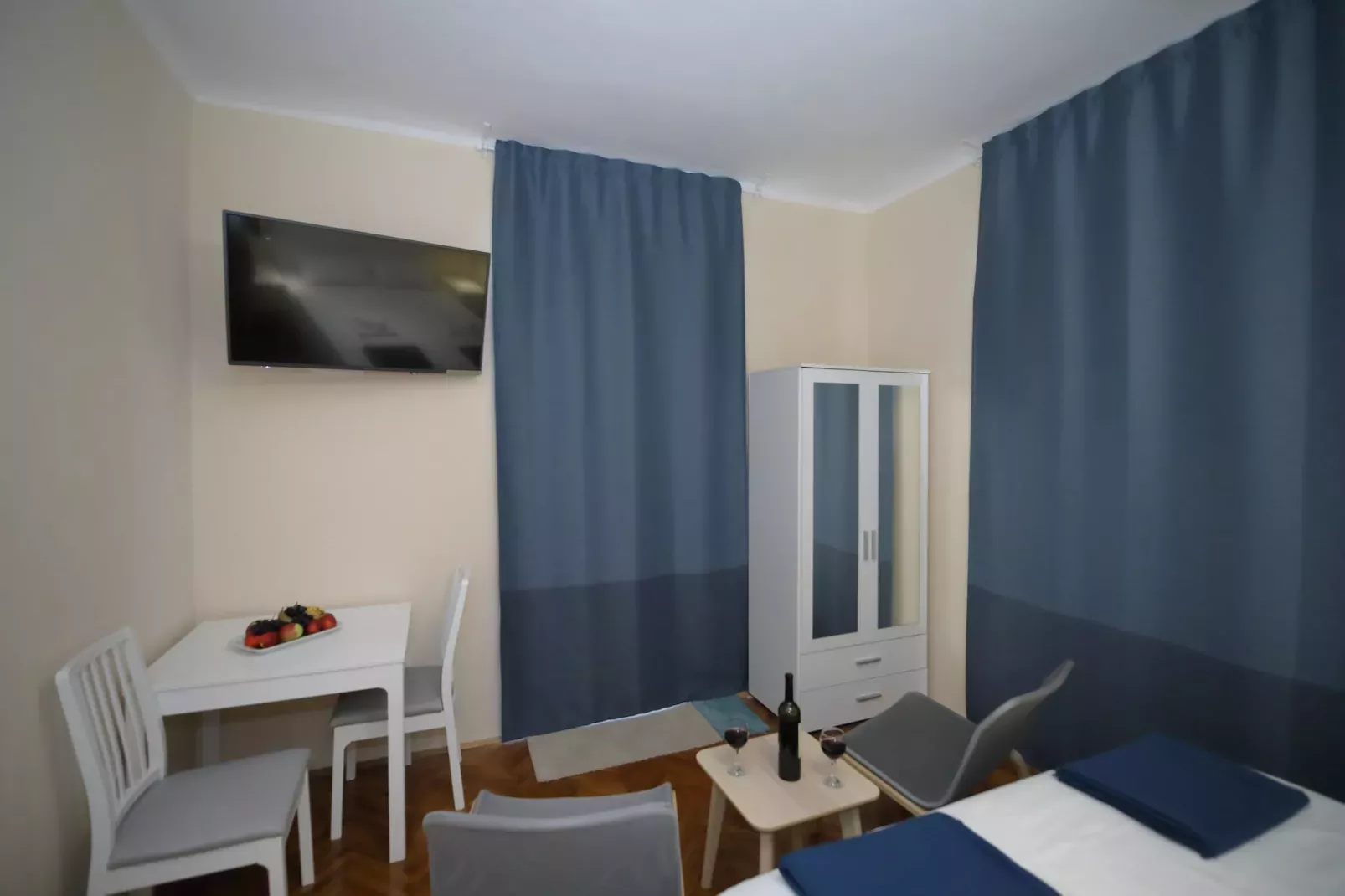 Studio O - Studio with Sea View (Stražičić)-Indoor