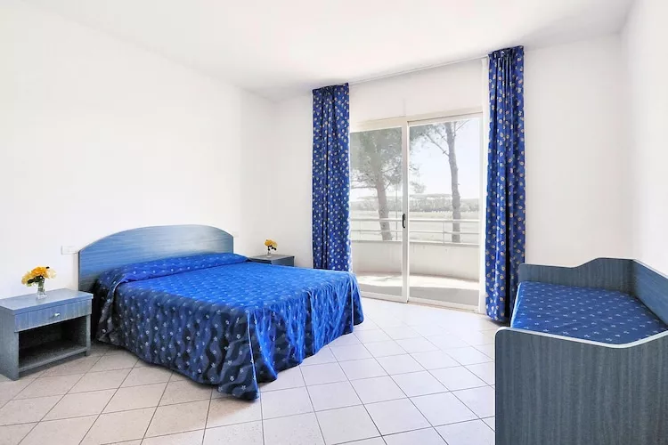 Ferienanlage La Cecinella Villaggio Turistico Cecina Mare Typ Bilo E -Villette-piano terra- CORBEZZOLO-Bedroom