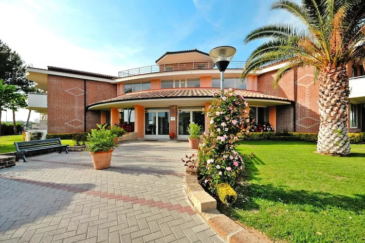 Ferienanlage La Cecinella Villaggio Turistico Cecina Mare Typ Trilo  F Villette GINEPRO-Exterior summer