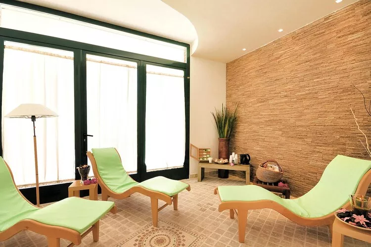 Ferienanlage La Cecinella Villaggio Turistico Cecina Mare Typ Trilo  F Villette GINEPRO-Living room