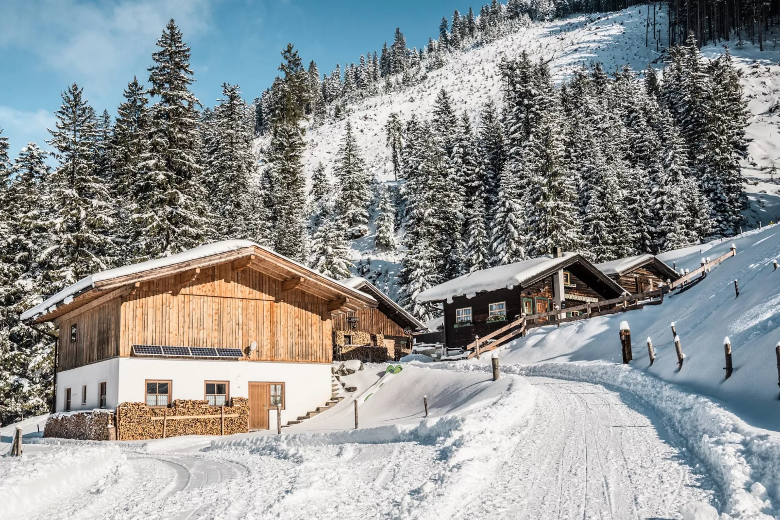 Dorfresort Kitzbühel 4-Exterior winter