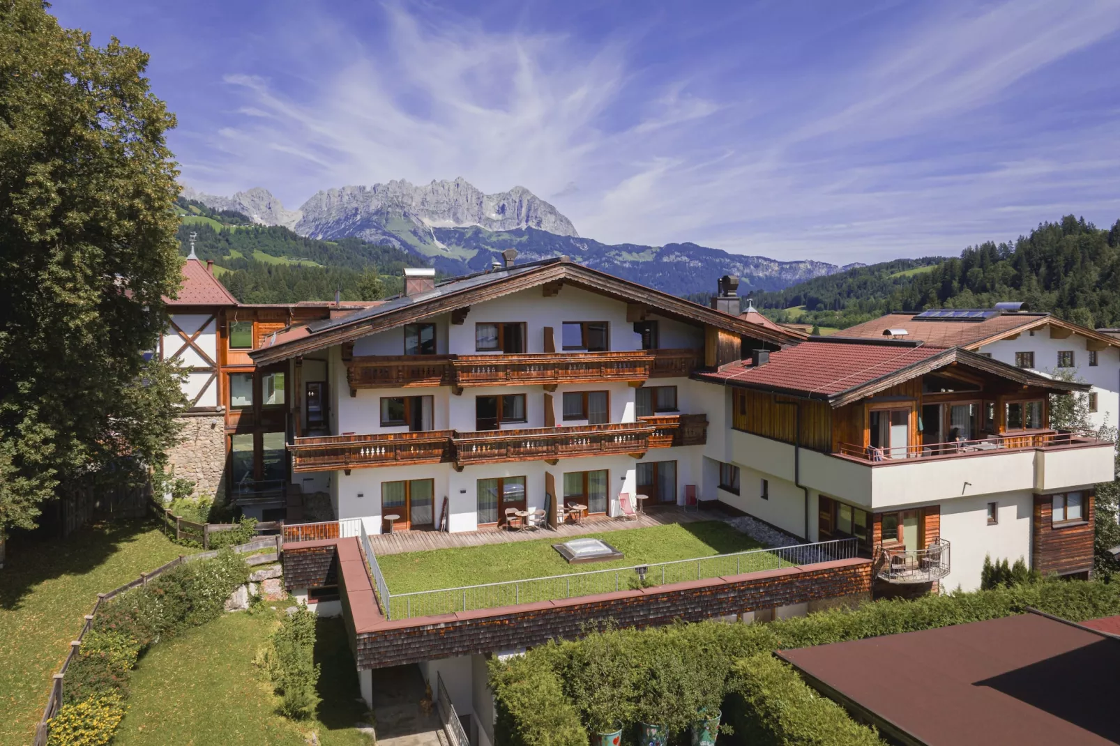 Dorfresort Kitzbühel 3-Exterior summer