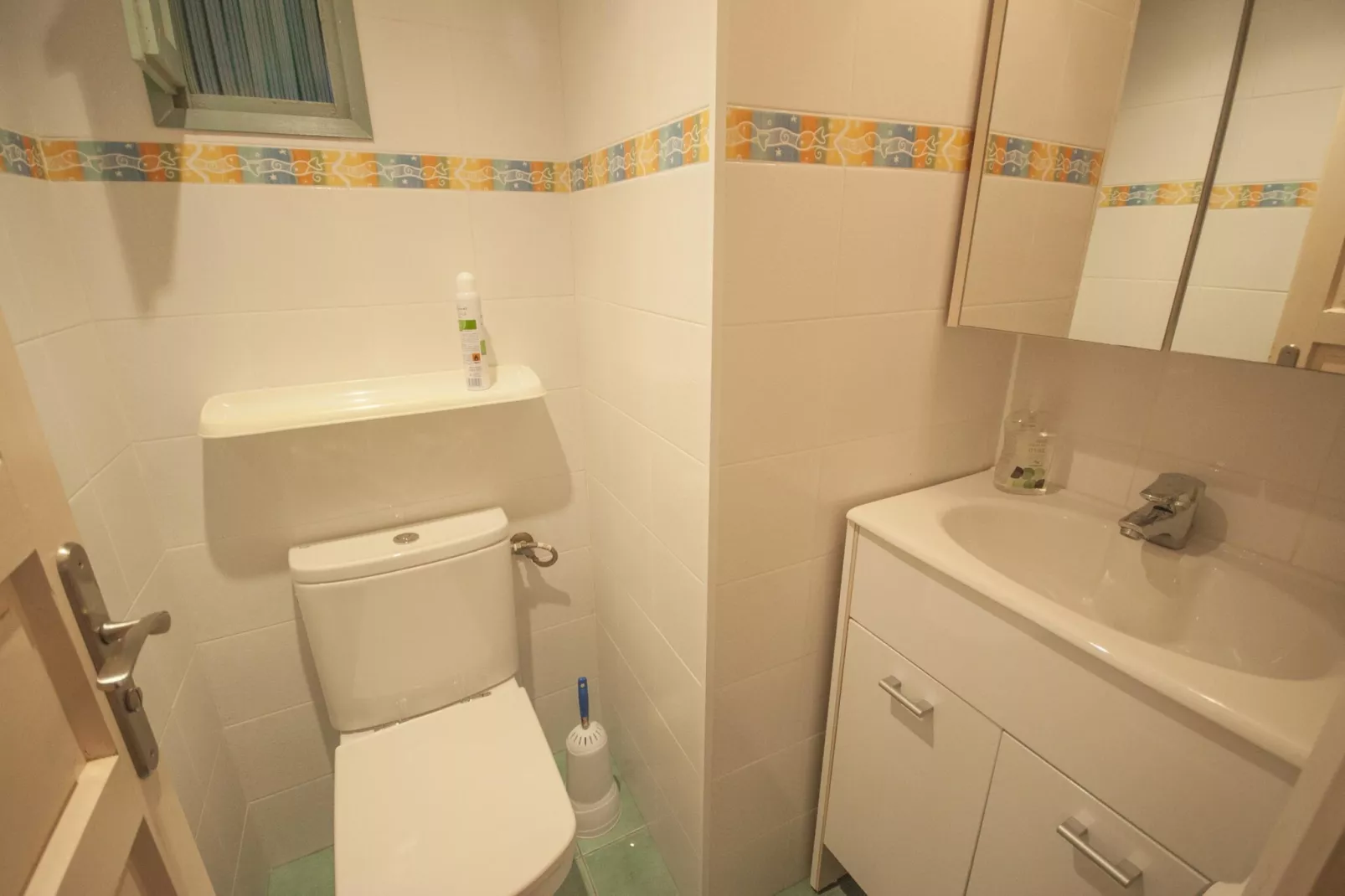 Medas 12-Bathroom