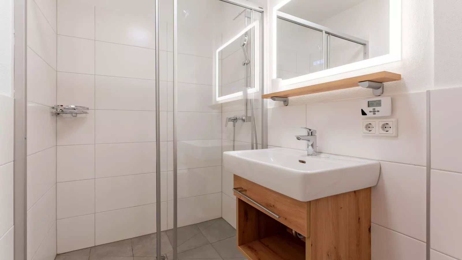 Falken Suites TOP 1-Bathroom