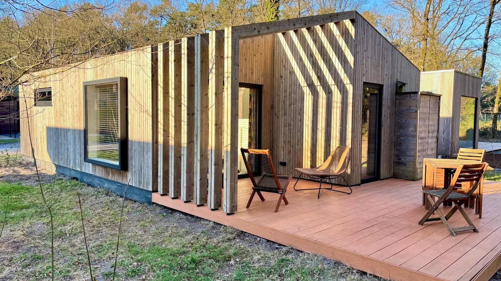 Cabin 22-Exterior summer
