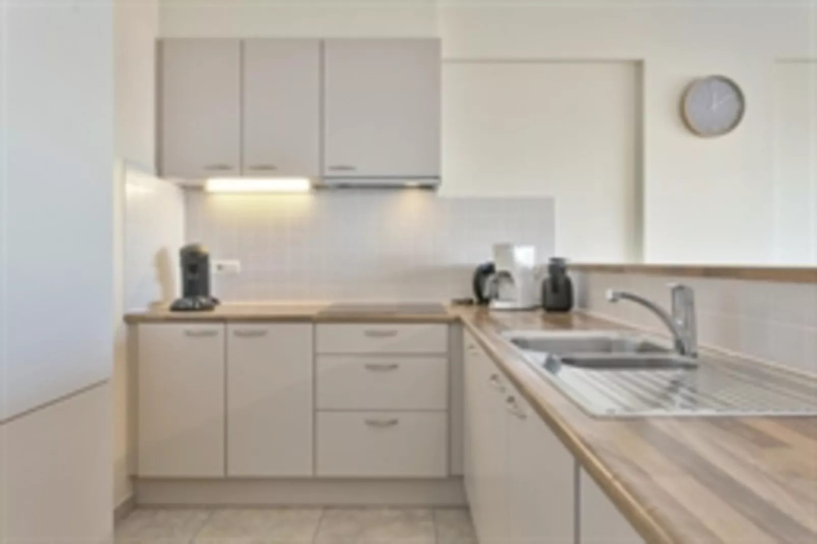 SALONIKI 8A-Kitchen