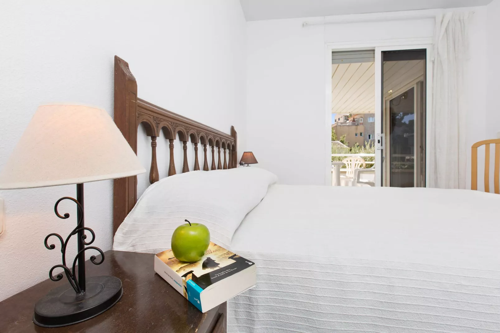 Open Pals - T-Bedroom