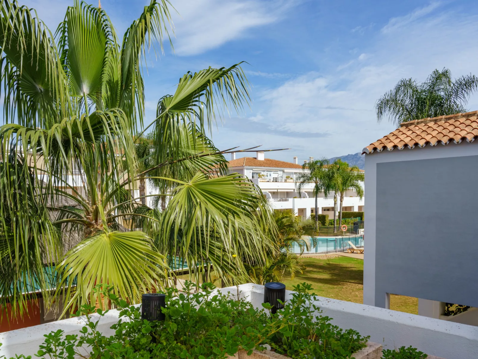 Cortijo del Mar - La Perla.-Outside