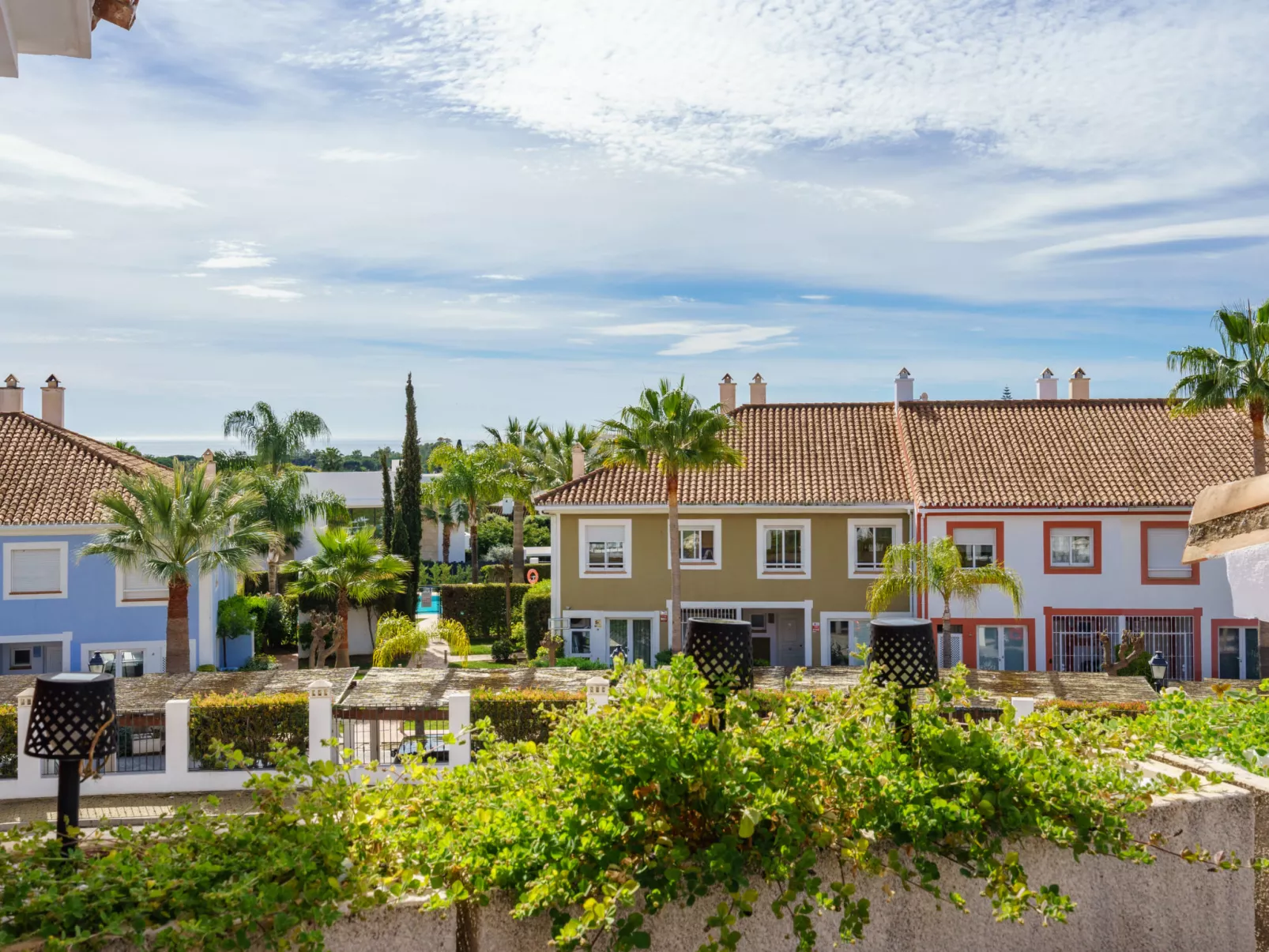 Cortijo del Mar - La Perla.-Outside